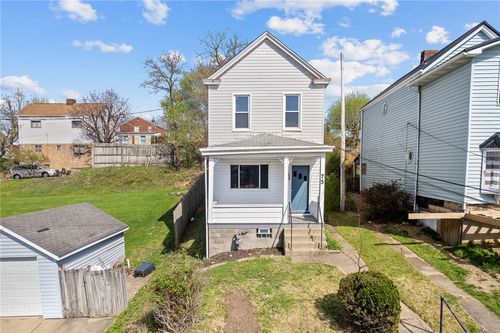 75 Mullooly St, Pittsburgh, PA, 15227-1739 | Card Image