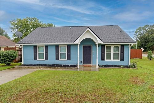 1000 Tyler Dr, Fayetteville, NC, 28314-5831 | Card Image