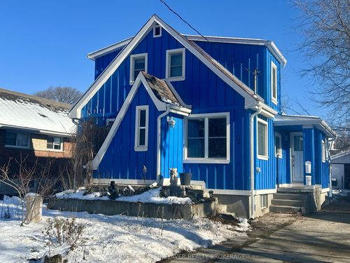 {{alt}} | Card Image