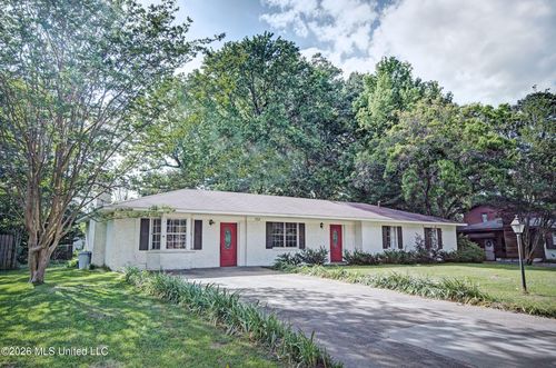 703 Franklin Dr, Clinton, MS, 39056-4013 | Card Image