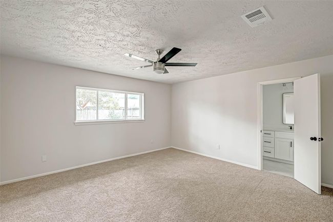 2330 Grind Stone Ln, House other with 3 bedrooms, 2 bathrooms and 2 parking in Sugar Land TX | Image 25