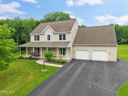 9 Thomas Dr, Wynantskill, NY, 12198-2819 | Card Image