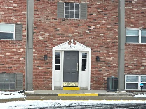 unit-e-5040 Allisonville Rd, Indianapolis, IN, 46205-1530 | Card Image