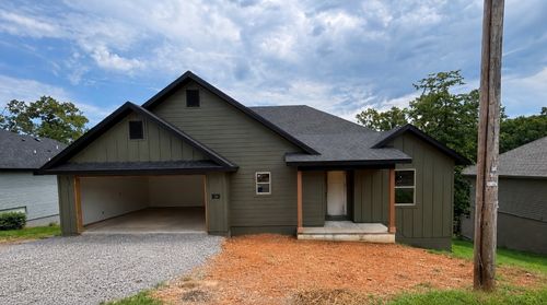16 Reading Ln, Bella Vista, AR, 72714-4026 | Card Image