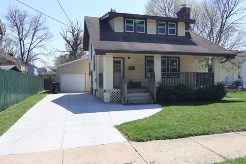936 Walker Street, Janesville, WI, 53545 | Card Image