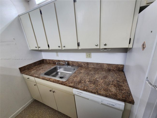 APT-302 - 8240 Sw 210 Th St, Condo with 2 bedrooms, 2 bathrooms and null parking in Cutler Bay FL | Image 8