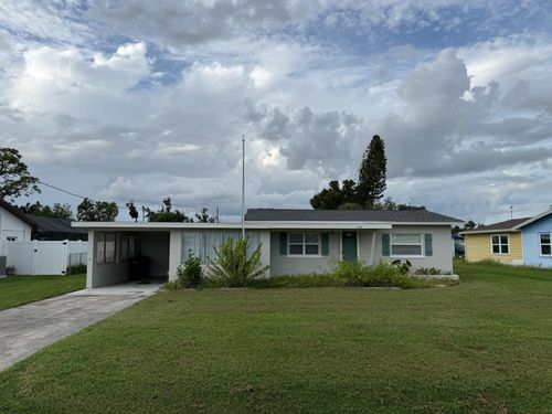 130 Virginia Ct, ENGLEWOOD, FL, 34223-3655 | Card Image