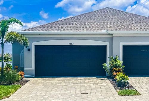 8883 Saint Kitts Cir, ENGLEWOOD, FL, 34224-5235 | Card Image