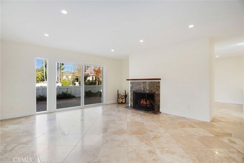 916 Powell Ct, Costa Mesa, CA, 92626 | Card Image