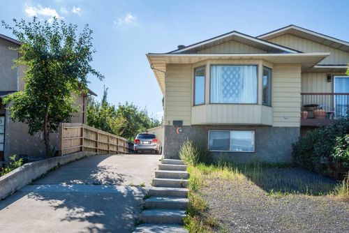 5 Fonda Dr Se, Calgary, AB, T2A6E4 | Card Image