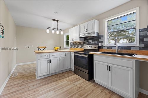 121 Harrison St, Varnville, SC, 29944 | Card Image