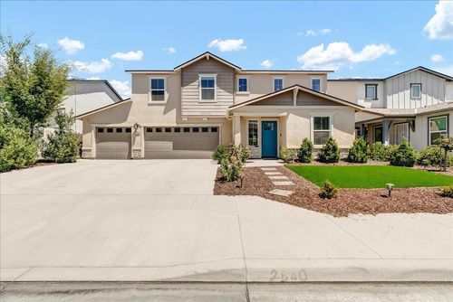 2540 S Spruce St, Visalia, CA, 93292-4509 | Card Image