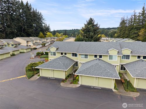 3931 Nw Fairway Ln, Bremerton, WA, 98312-1341 | Card Image