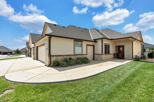 unit-108-818 Mccloud Cir, Andover, KS, 67002-8923 | Card Image