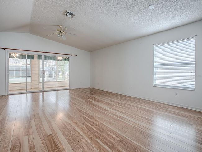 32708 Westwood Loop, House other with 2 bedrooms, 2 bathrooms and null parking in LEESBURG FL | Image 12