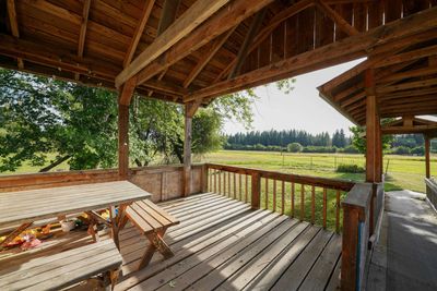 901 Skookum Creek Rd, Home with 3 bedrooms, 2 bathrooms and null parking in Usk WA | Image 3