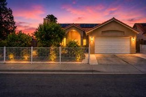1700 San Simeone Way, Los Banos, CA, 93635-2821 | Card Image