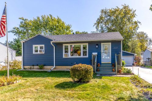 1627 Ferry Street, Waukegan, IL, 60087 | Card Image