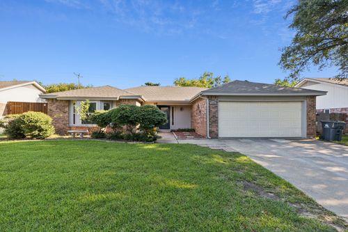 1402 Sonora Ct, Arlington, TX, 76012-1766 | Card Image