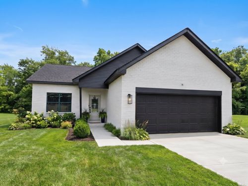 201 Sandalwood Way, Dickson, TN, 37055 | Card Image