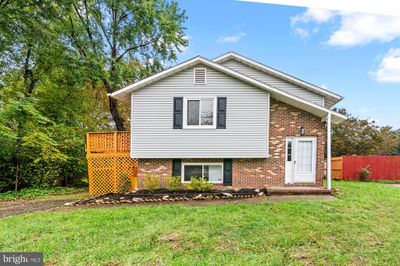 2705 Daisy Avenue, House other with 3 bedrooms, 3 bathrooms and null parking in HALETHORPE MD | Image 2