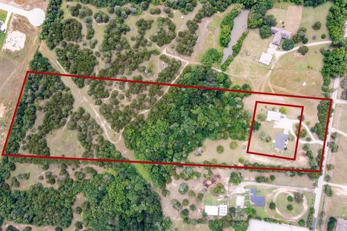 2310 N Walnut Grove Rd, Midlothian, TX, 76065-4753 | Card Image