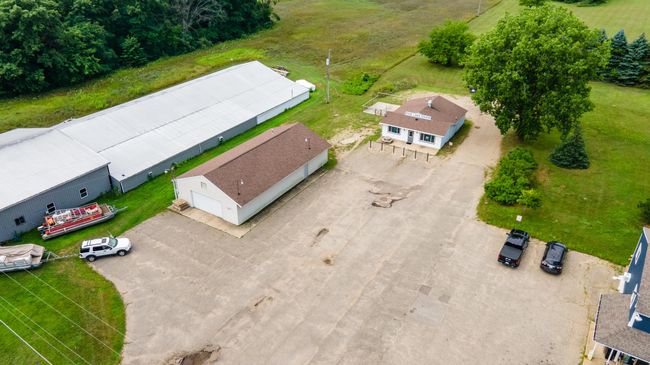 938 Doster Rd, Home with 0 bedrooms, 1 bathrooms and 35 parking in Plainwell MI | Image 5