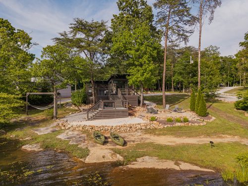 19 Lillypad Ln, Tracy City, TN, 37387-2401 | Card Image
