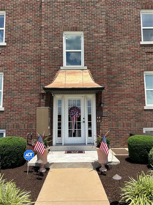 apt-2e-6607 Clayton Rd, Clayton, MO, 63117-1640 | Card Image