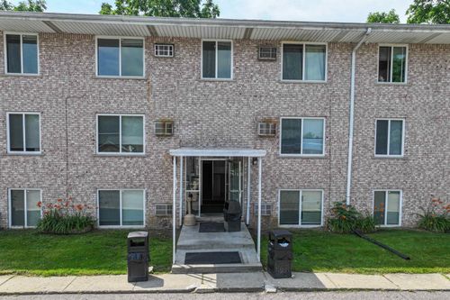 828 North Apt. #17 Street, Mt Morris Township, MI, 48458 | Card Image