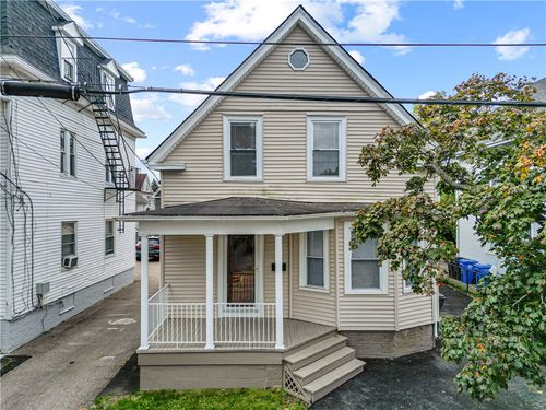 356 Smith St, Cranston, RI, 02905-4129 | Card Image
