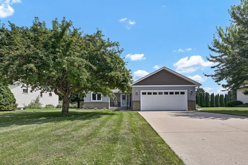 1102 N Garden St, Lake City, MN, 55041-1242 | Card Image