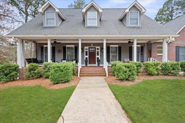 Front porch | Image 4