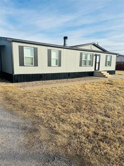 10966 Highway 34, Elk City, OK, 73644-9393 | Card Image