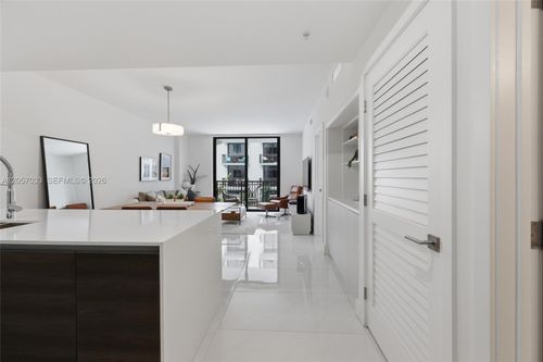 520-301 Altara Ave, Coral Gables, FL, 33146-1457 | Card Image