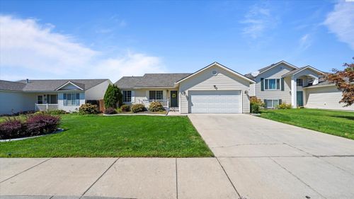 5308 Westminster Ln, Pasco, WA, 99301-6617 | Card Image