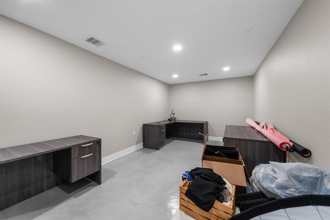 29519 W Hawthorne Dr, House other with 3 bedrooms, 2 bathrooms and null parking in Spring TX | Image 46