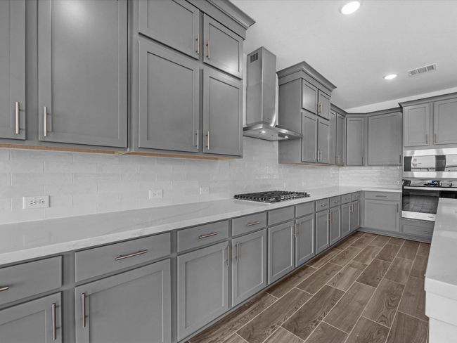 9118 Colonnade Way, House other with 5 bedrooms, 5 bathrooms and 3 parking in Manvel TX | Image 9