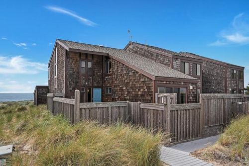 210 Monterey Dunes Way, Moss Landing, CA, 95039 | Card Image