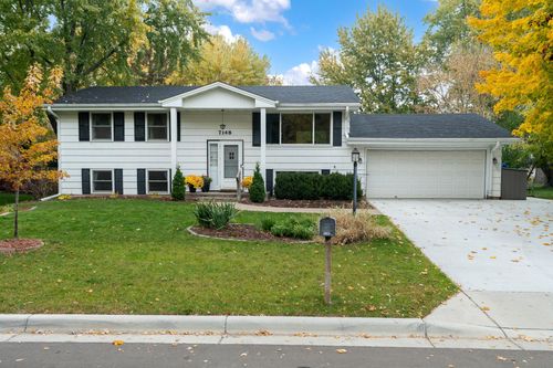 7148 Victoria Rd, Woodbury, MN, 55125-1630 | Card Image