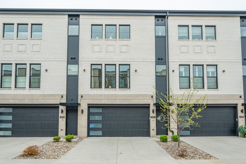 1327 Keosauqua Way, Des Moines, IA, 50309-1003 | Card Image