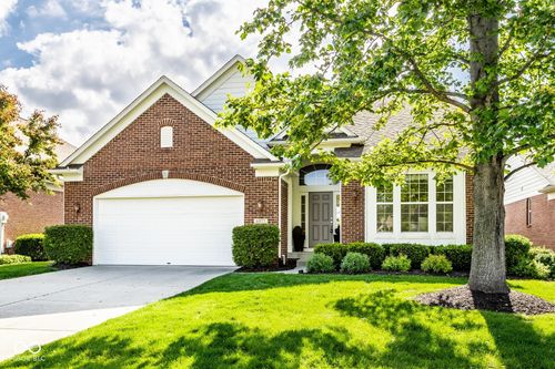 8977 Stonewick Way, Zionsville, IN, 46077-9396 | Card Image