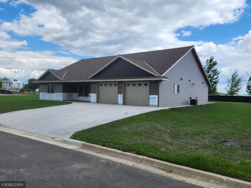 64 Robert St, Elrosa, MN, 56325-5200 | Card Image