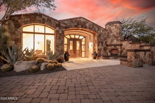 7552 E Whisper Rock Trl, Scottsdale, AZ, 85266-1537 | Card Image