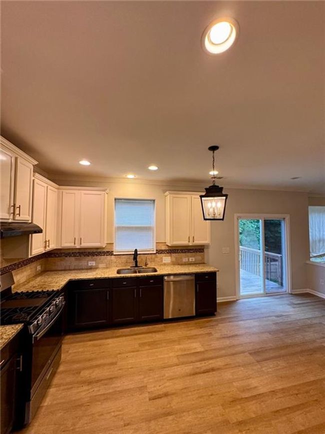 5688 Baffin Rd, House other with 4 bedrooms, 3 bathrooms and 6 parking in College Park GA | Image 6