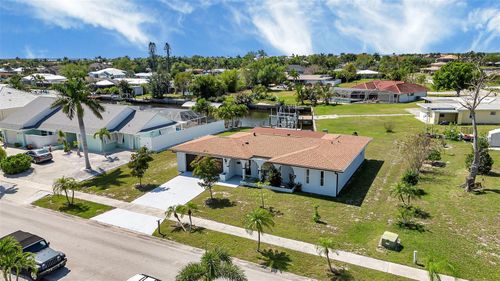 155 Morgan Ln Se, PORT CHARLOTTE, FL, 33952-9132 | Card Image