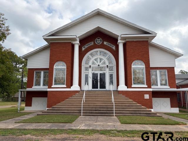 204 N Senter St, Omaha, TX 75571