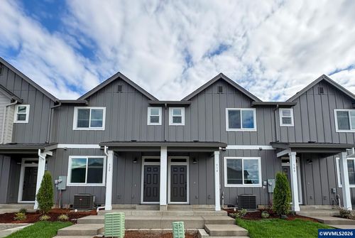 514 E Traverse Rd, Woodburn, OR, 97071 | Card Image
