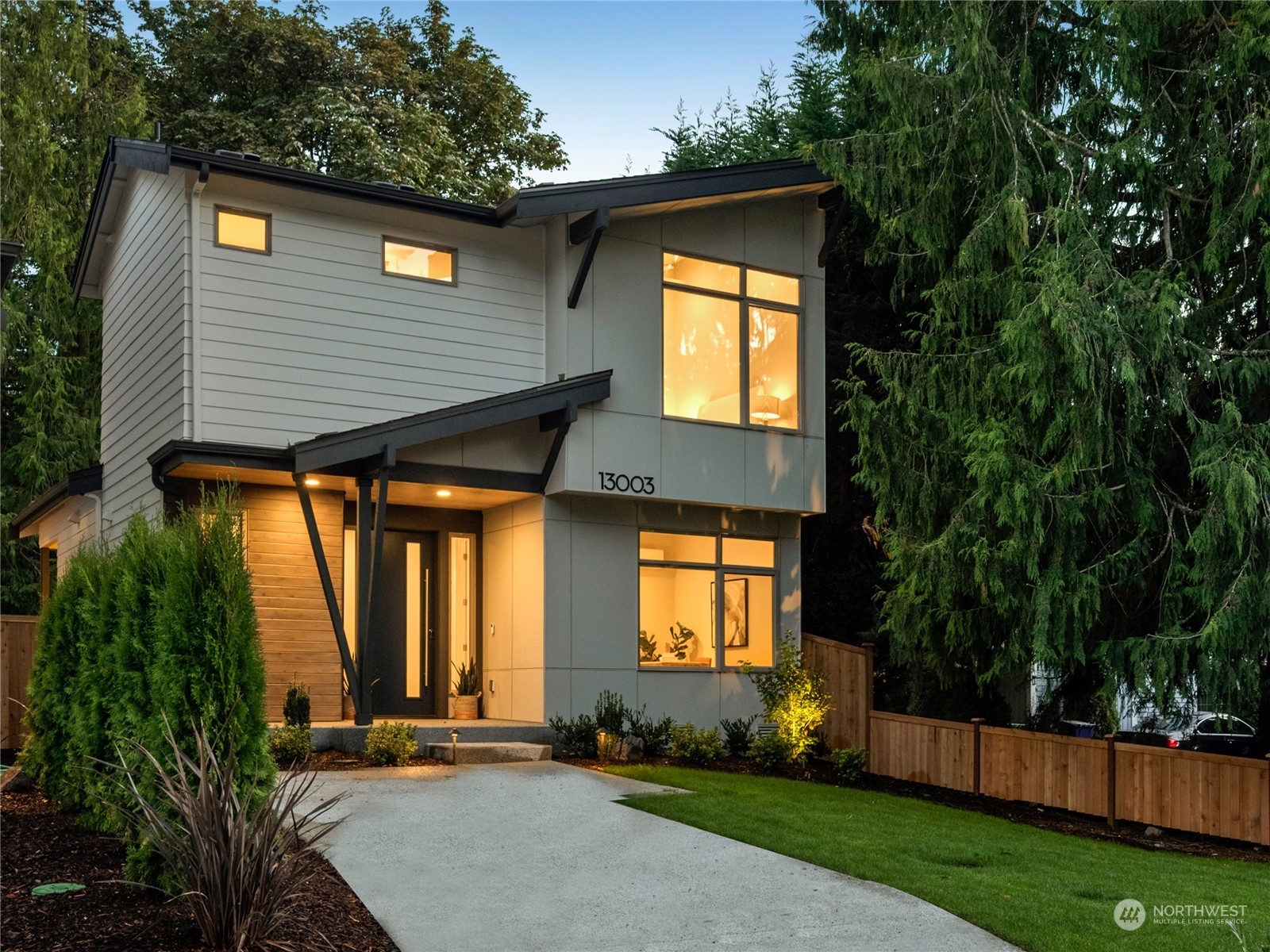 87th St, Kirkland, WA 98033