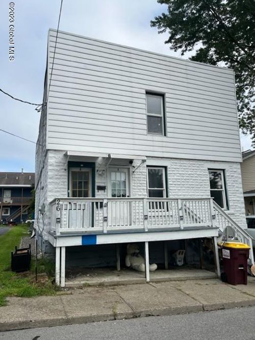 2-26 Lee St, Mechanicville, NY, 12118-2304 | Card Image